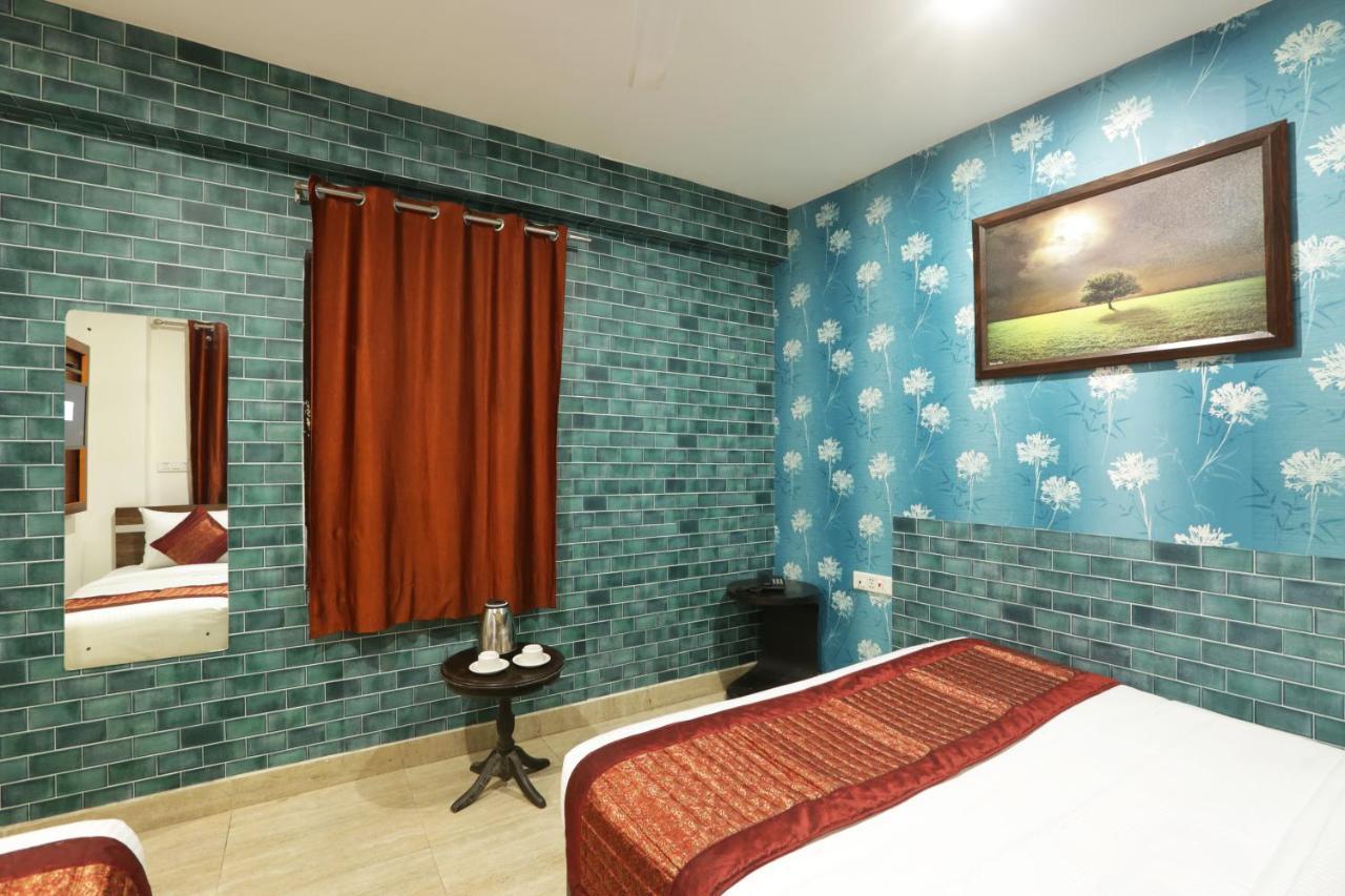 Hotel Airport Star New Delhi Exterior photo